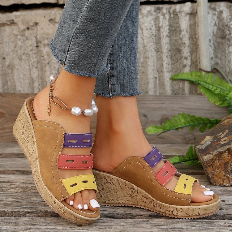 Damen Keil-Sandalen mit bunten Riemen Stalluxe