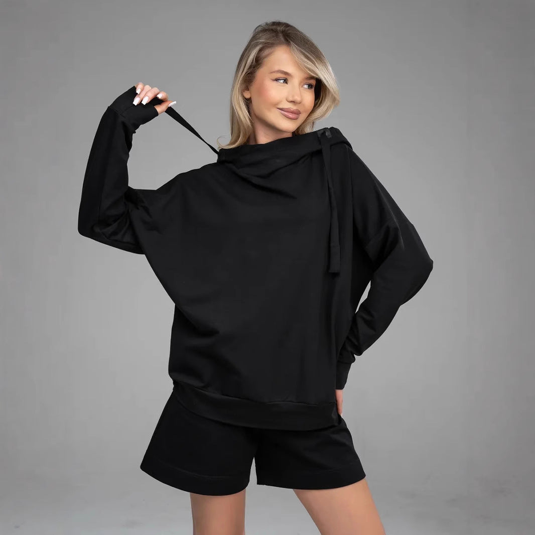 Damen lässiger Hoodie mit oversized Schnitt und passenden Shorts Stalluxe