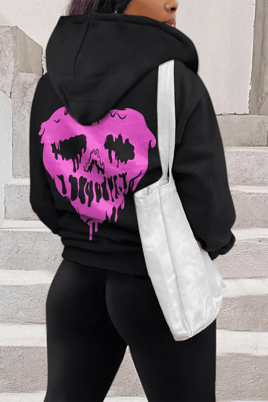Herren Kapuzenpullover mit einzigartigem Totenkopfdesign Stalluxe