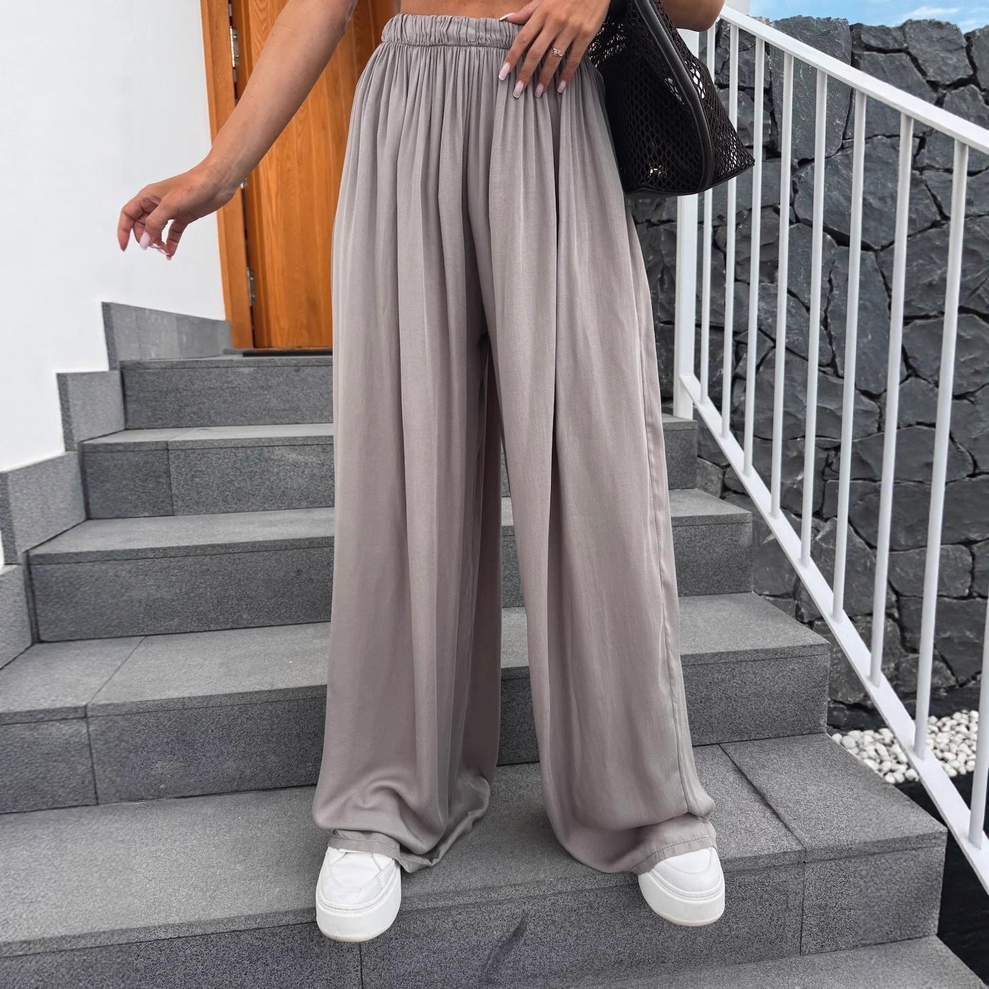 Damen lockere Palazzo-Hose aus leichtem Material Stalluxe