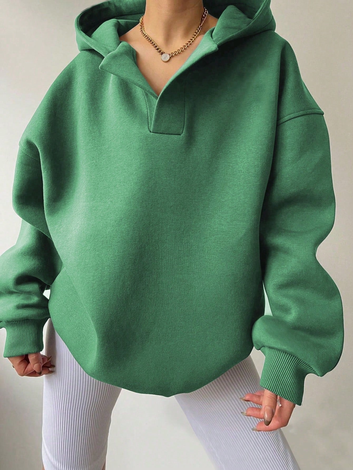 Damen Oversize Hoodie mit modernem Kragen und weichem Innenfutter Stalluxe