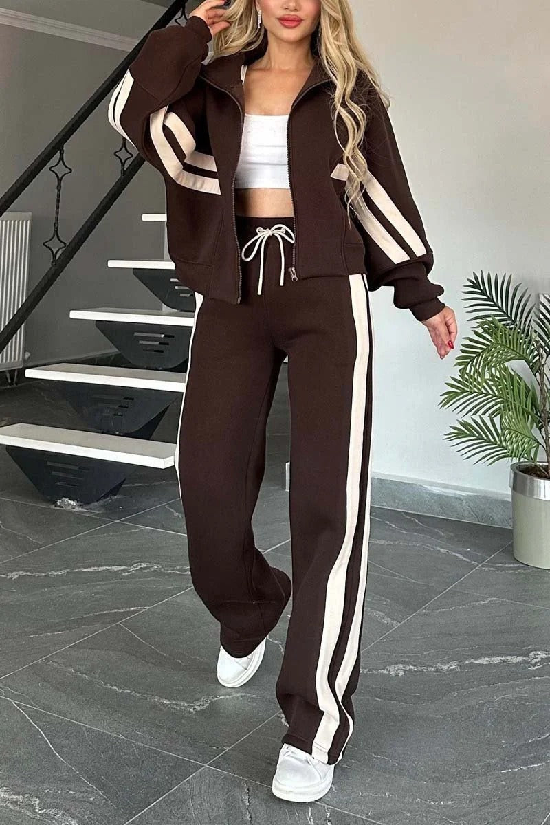 Damen modischer Sportanzug mit hohem Kragen und Kontraststreifen Stalluxe