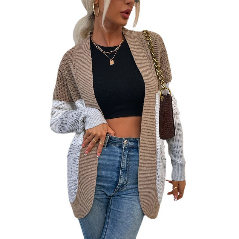 Damen Strickcardigan mit modernem Faltendesign und kontrastierenden Farben Stalluxe