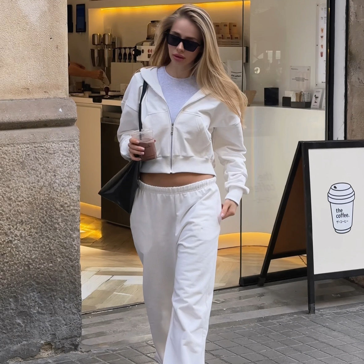 Damen lässiger cropped Hoody mit praktischen Taschen und bequemen Jogginghosen Stalluxe