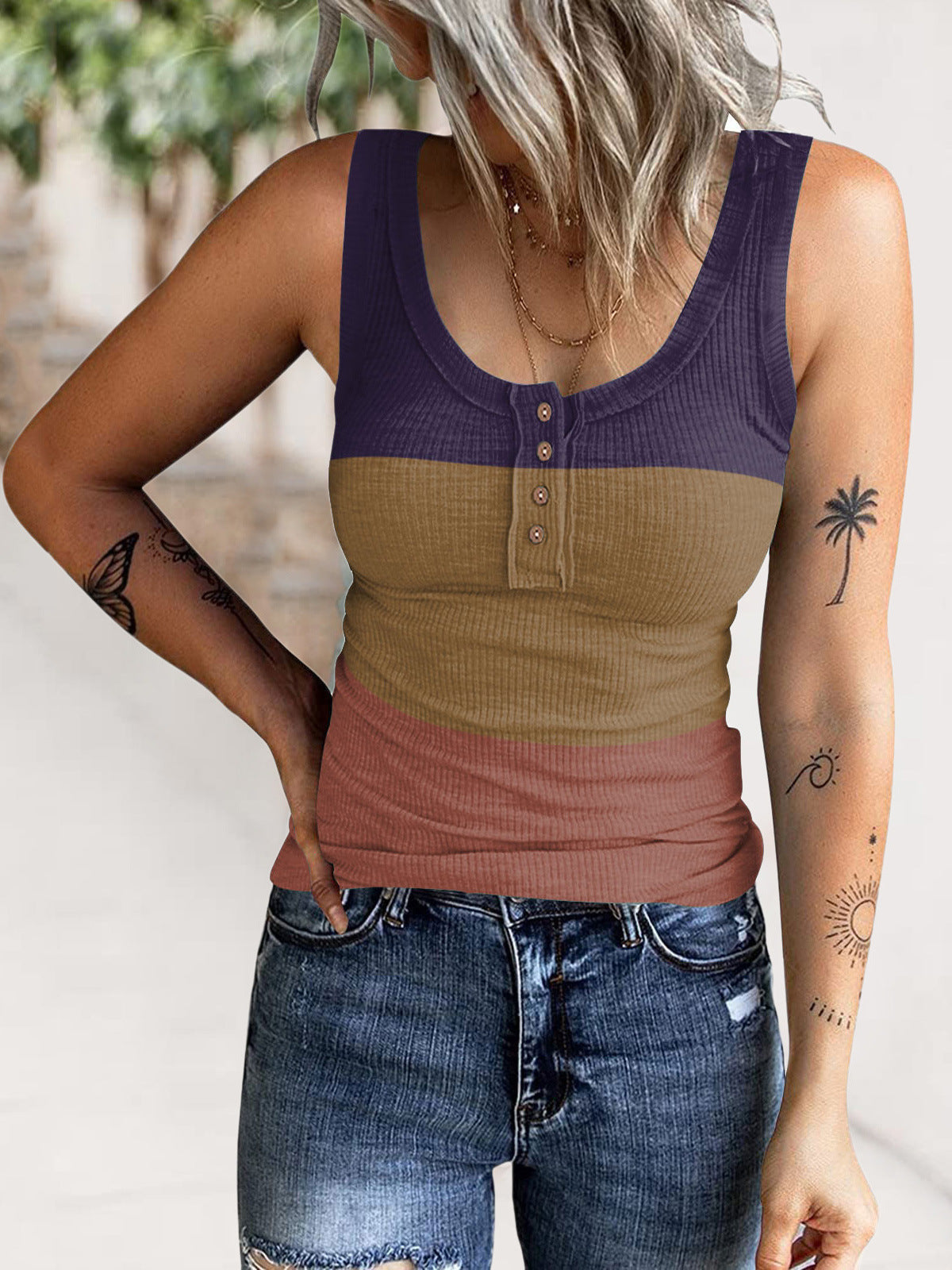 Damen Sportliches Tanktop mit modernem Knopfdetail Stalluxe