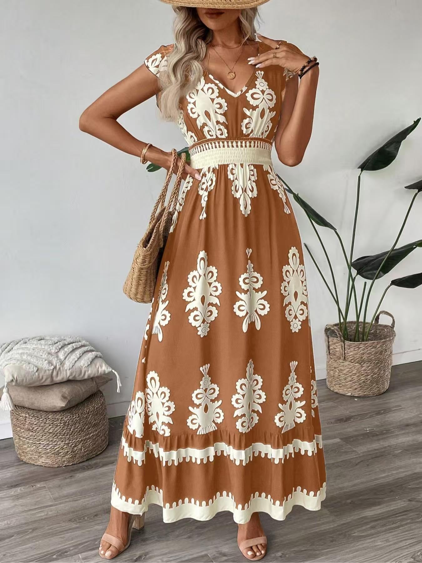 Damen Maxikleid mit floralen Mustern und dekorativem Taillengürtel Stalluxe