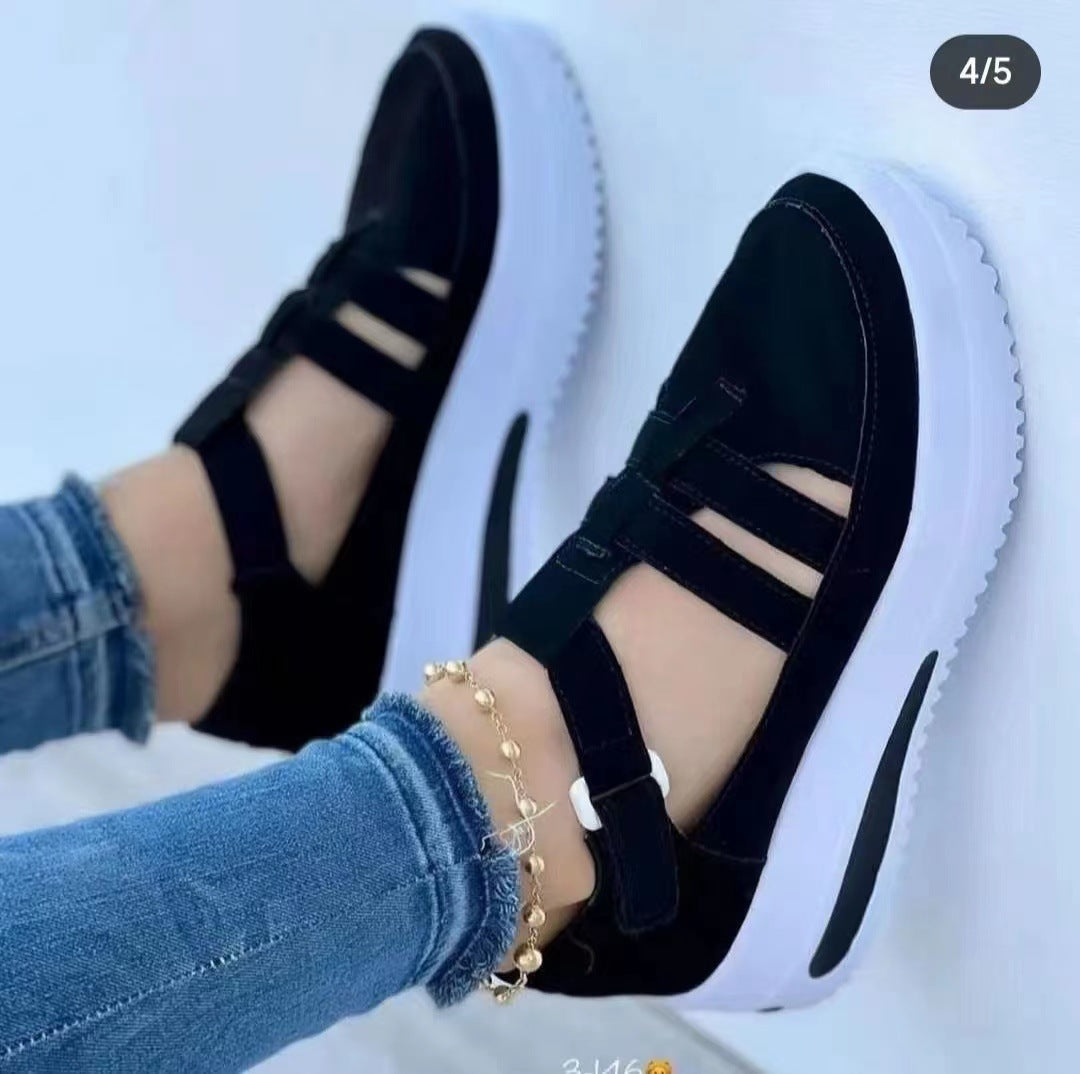Damen Sportliche Slip-On Sneakers mit elastischen Trägern und rutschfester Sohle Stalluxe
