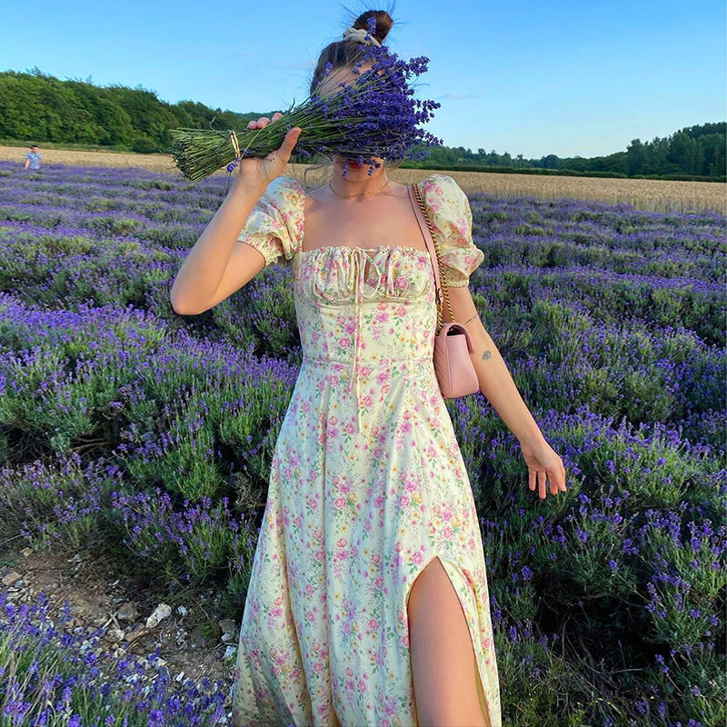 Damen Blumenkleid mit Schößchen und hoher Schlitze Stalluxe