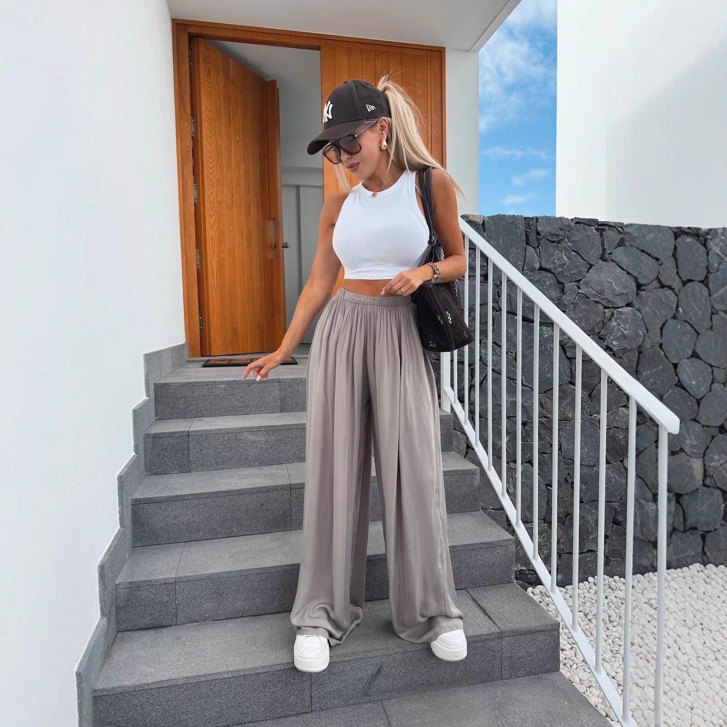 Damen lockere Palazzo-Hose aus leichtem Material Stalluxe