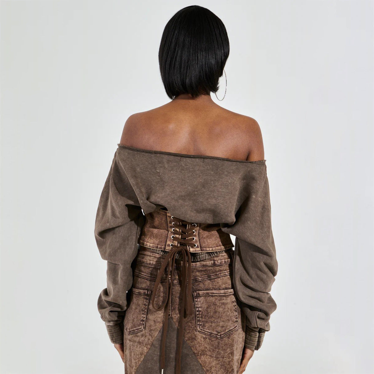 Damen Cropped Sweatshirt mit lässigem Off-Shoulder Design und modischem Bund Stalluxe