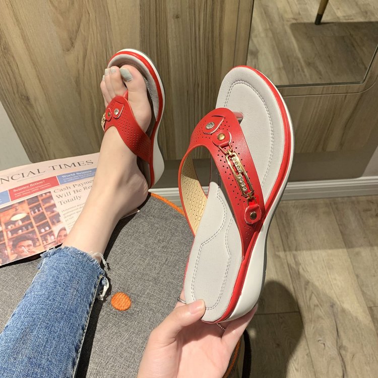 Damen Modefreundliche Zehentrenner-Sandalen mit ergonomischem Fußbett und modischen Akzenten Stalluxe