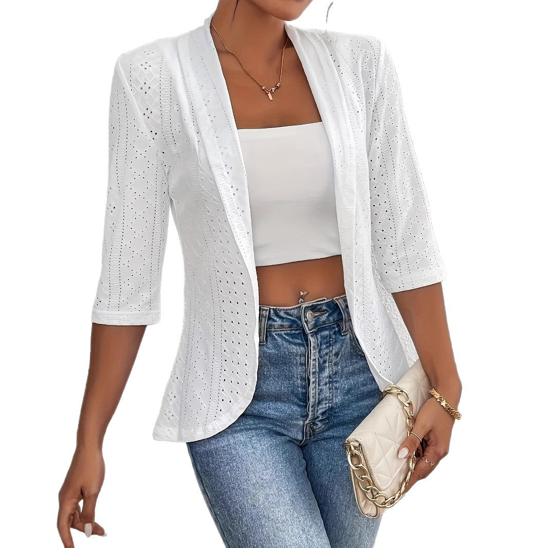 Damen Elegante Blazerjacke mit perforiertem Design und tailliertem Schnitt Stalluxe