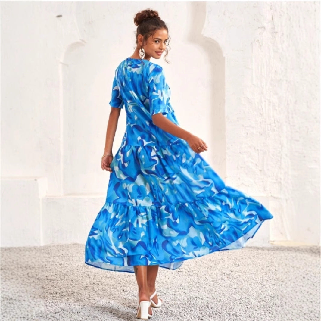 Damen Maxikleid mit voluminösen Rüschen und modischem V-Ausschnitt Stalluxe