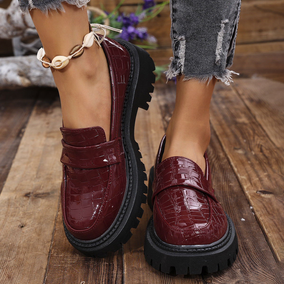 Damen Mokassins mit modernem Kroko-Design und robustem Profil Stalluxe