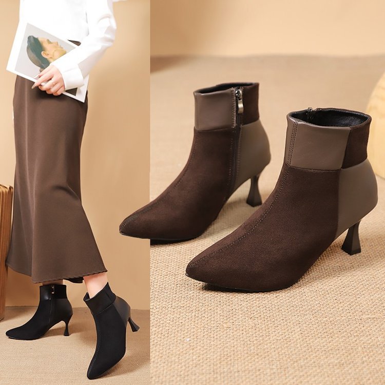 Damen Elegante Stiefeletten mit schickem Blockabsatz und modischen Details Stalluxe