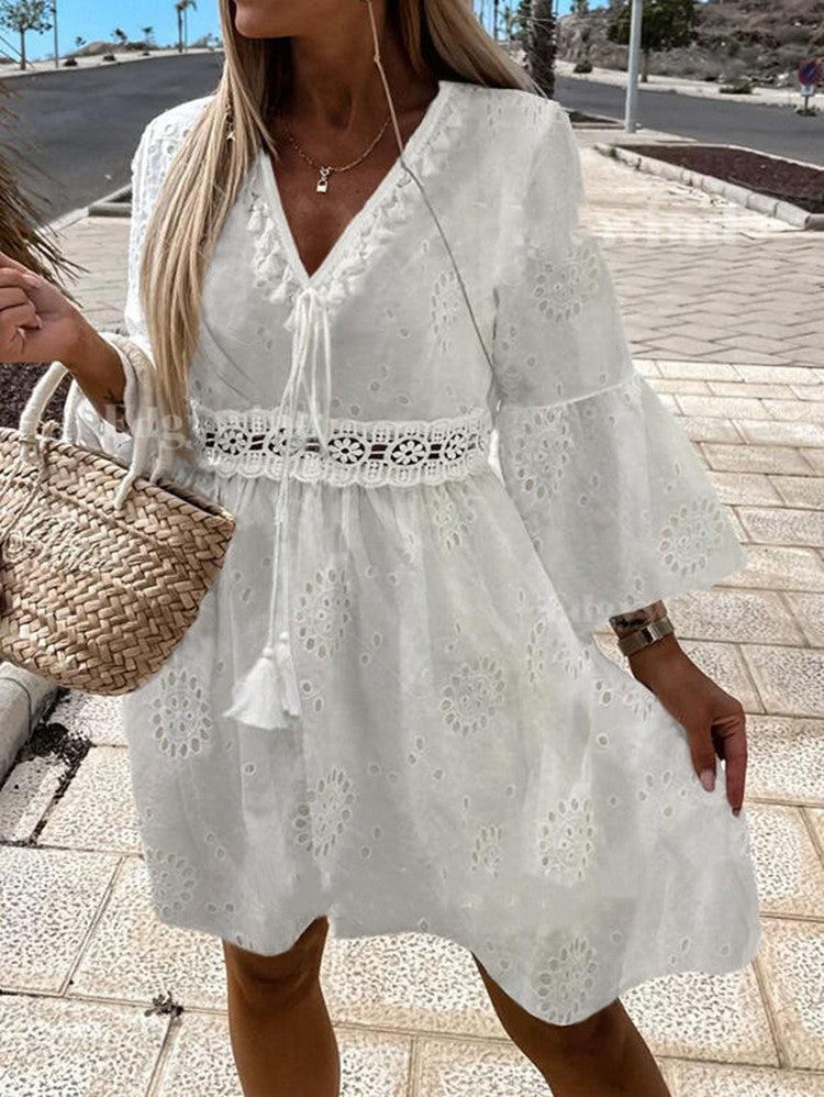 Damen Sommerkleid mit luftigen Trompetenärmel und elegantem Häkelgürtel Stalluxe