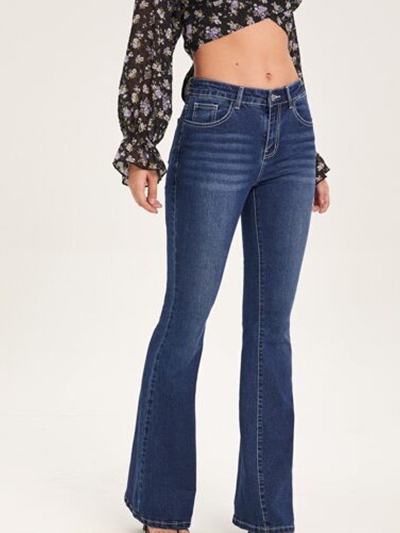 Damen Bootcut Jeans mit verschlissenen Details und hohem Bund Stalluxe