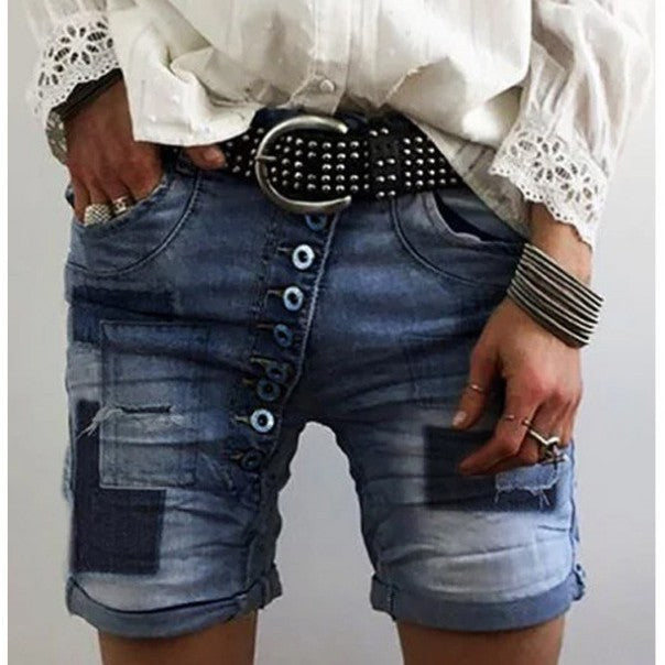 Damen modische Denim-Shorts mit funktionalen Taschen und distressed Akzenten Stalluxe