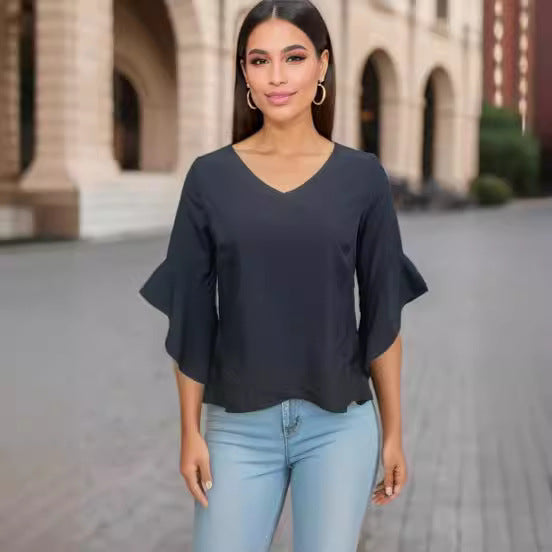 Damen Elegante Bluse mit Rüschendetails und tiefem V-Ausschnitt Stalluxe
