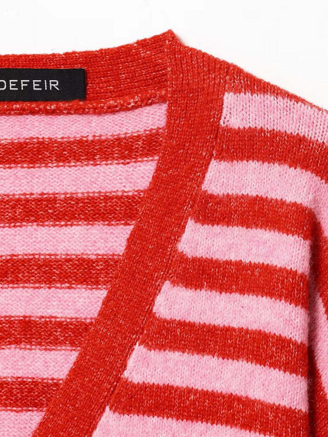 Damen modische gestreifte Strickjacke mit V-Ausschnitt und Knopfleiste Stalluxe