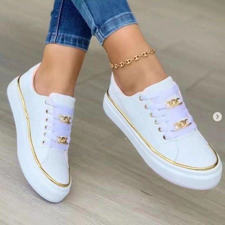 Damen Modische Slip-On Sneakers mit goldenen Akzenten und rutschfester Sohle Stalluxe