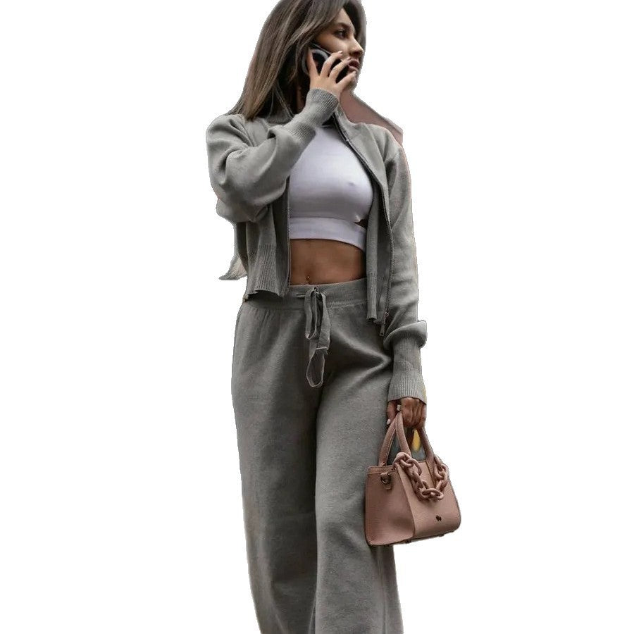Damen gemütlicher Fleece-Jogginganzug mit eleganter Kapuze und praktischen Taschen Stalluxe