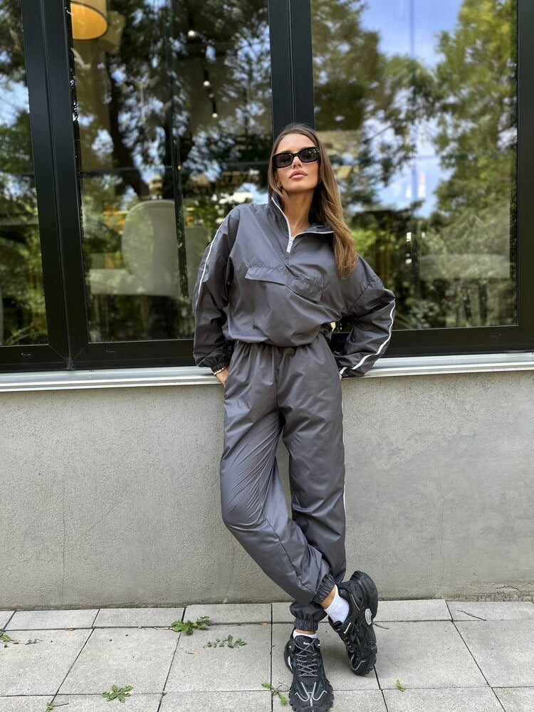 Damen sportlicher Funktionsanzug mit Stehkragen und elastischen Bündchen Stalluxe