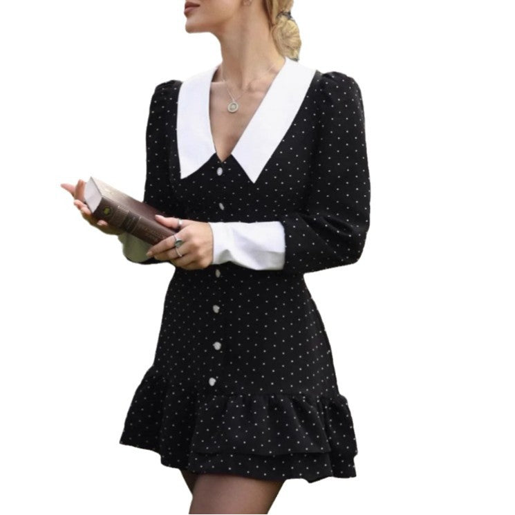 Damen Minikleid mit klassischen Kontrastkragen und Rüschendetails Stalluxe