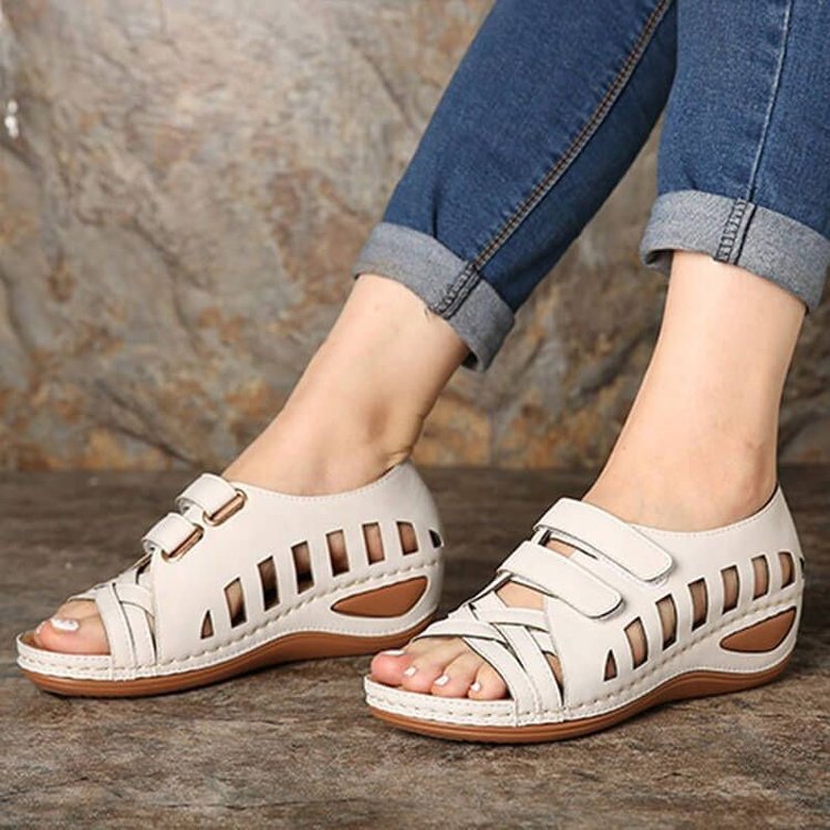 Damen Elegante und komfortable Riemensandalen mit atmungsaktivem Design Stalluxe