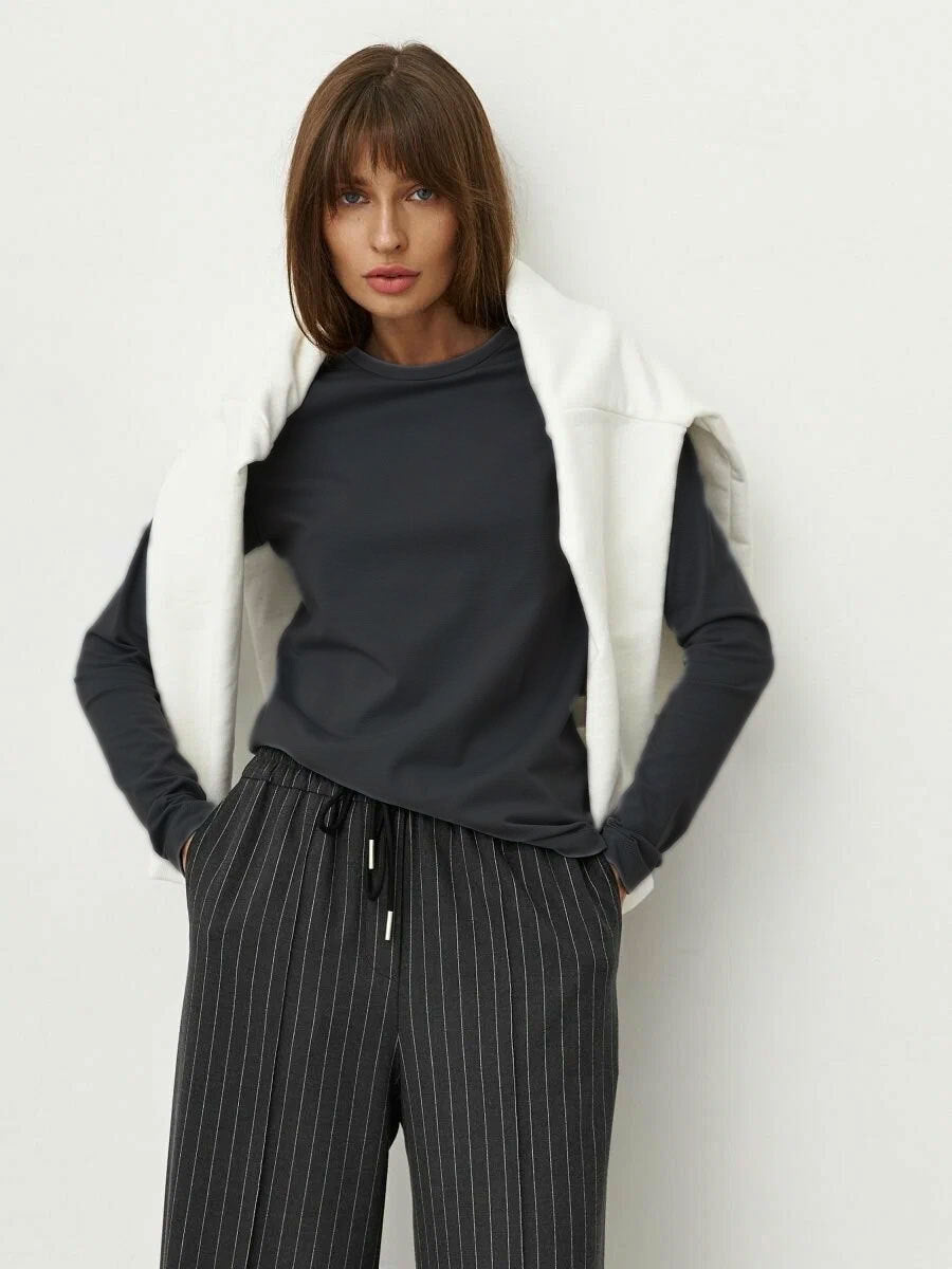 Damen Langarmshirt mit modernem Schnitt und figurfreundlicher Passform Stalluxe