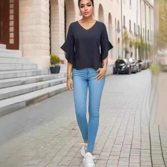 Damen Elegante Bluse mit Rüschendetails und tiefem V-Ausschnitt Stalluxe
