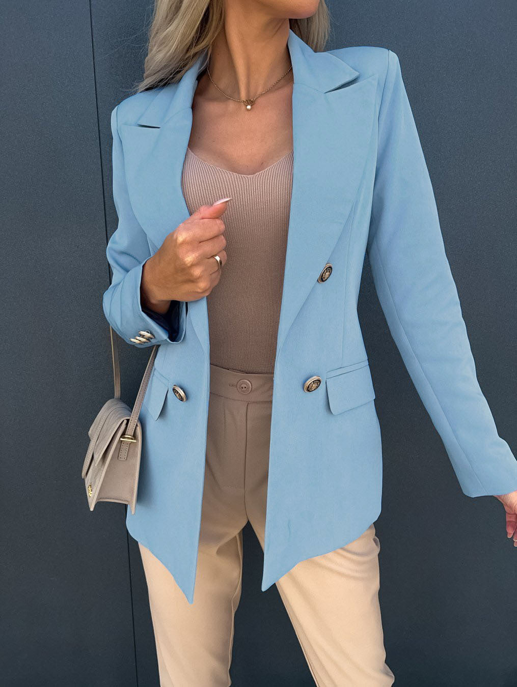 Damen Eleganter Blazer im modernen Schnitt mit doppelter Knopfreihe Stalluxe