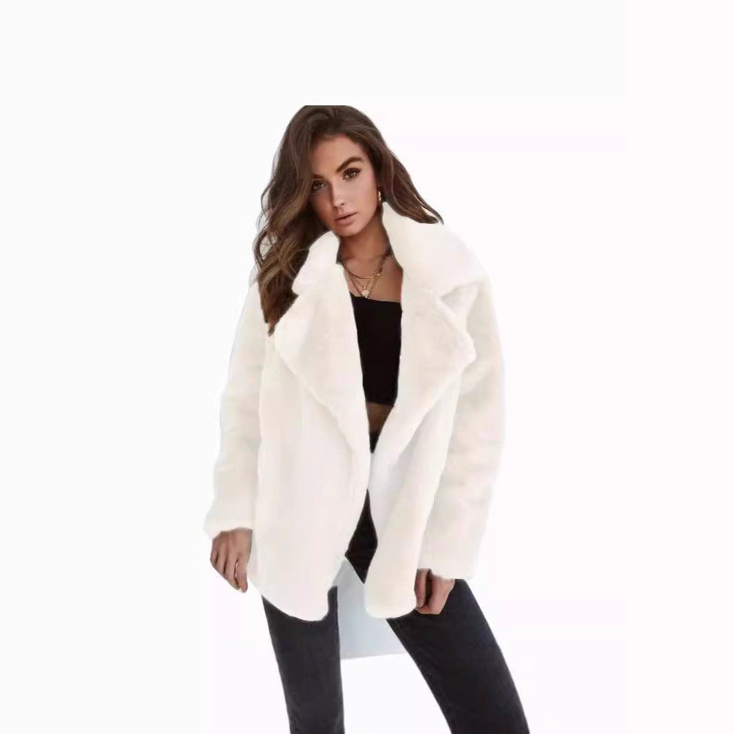 Damen Plüschige Oversized Jacke mit umschlagbarem Kragen und dezentem Schnitt Stalluxe