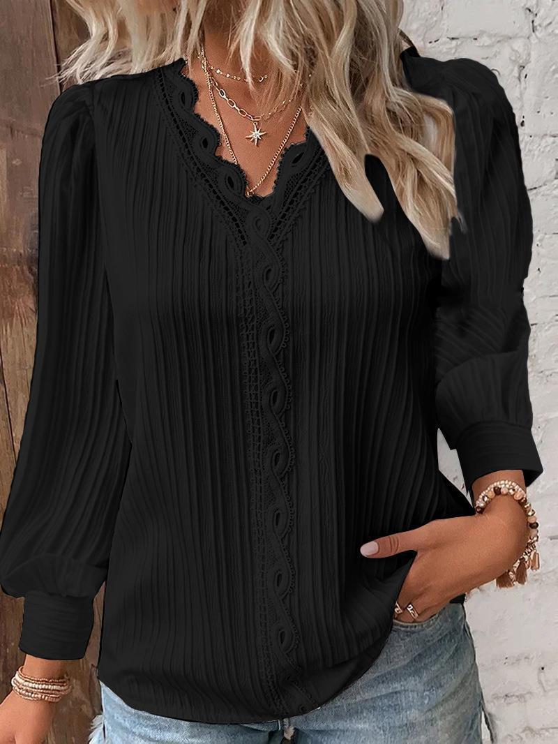 Damen Bluse mit raffiniertem Falten-Design und eleganten Spitzenakzenten Stalluxe