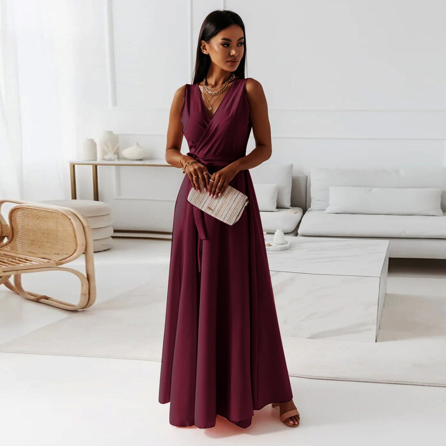 Damen Wickel-Maxikleid mit tiefem V-Ausschnitt und fließendem Schnitt Stalluxe