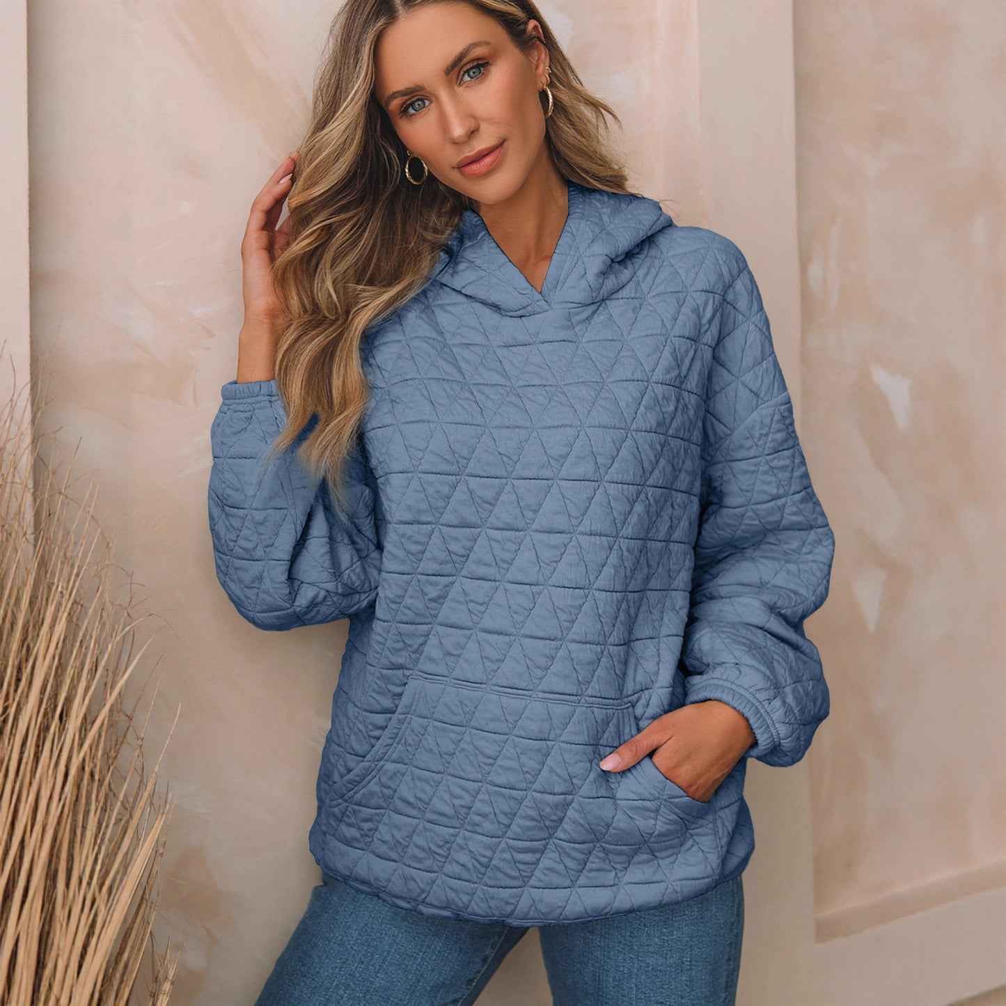 Damen gesteppter Kapuzenpullover mit oversized Schnitt und praktischen Taschen Stalluxe