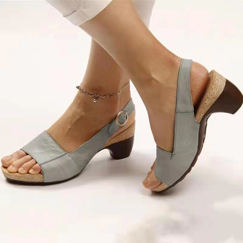Damen Komfortable und stilvolle Sandalen mit anatomischem Fußbett und klassischem Riemendesign Stalluxe