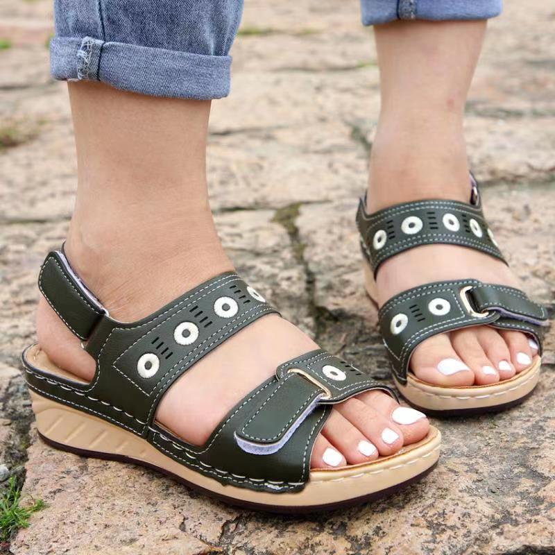 Damen Komfortable Wedgesandalen mit verstellbaren Riemen und Atmungsaktivität Stalluxe