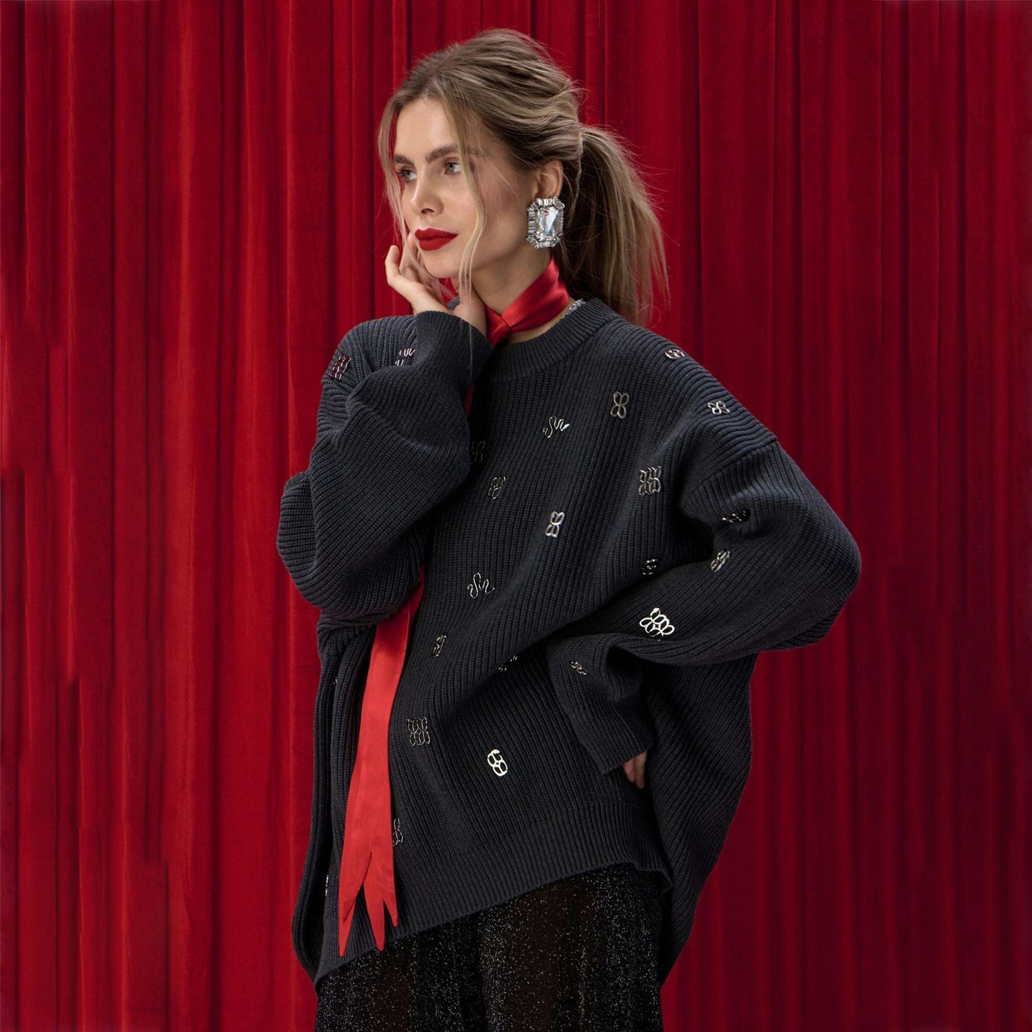 Damen Oversized Strickpullover mit glitzernden Akzenten Stalluxe Schwarz