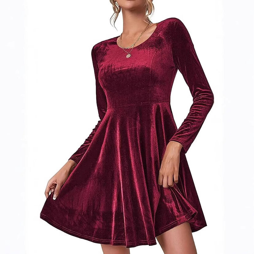 Damen Langarm Velours Kleid mit fließendem Rock Stalluxe