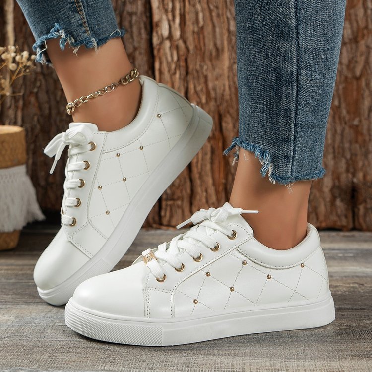 Damen Sportliche Sneakers im eleganten Steppmuster Stalluxe