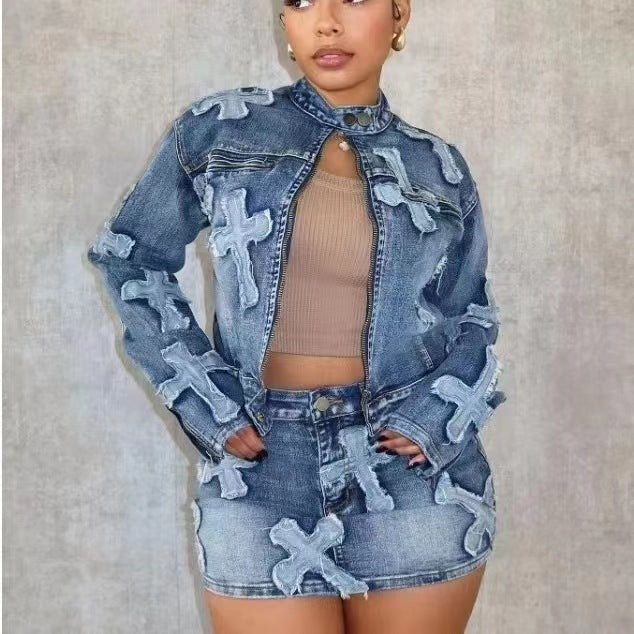 Damen Jeansjacke mit kreativen Applikationen und oversized Schnitt Stalluxe