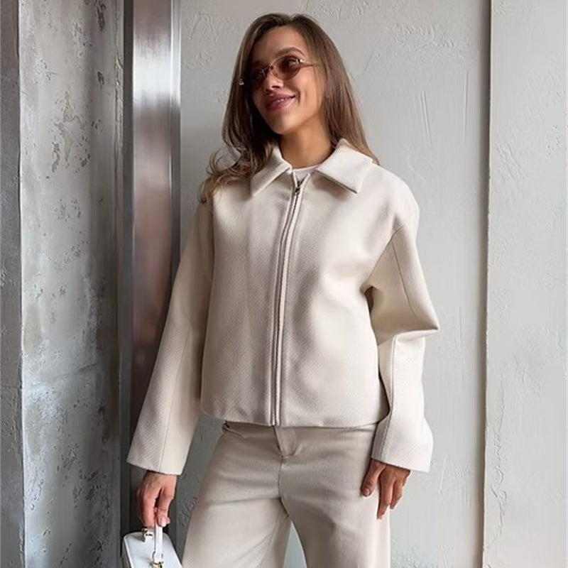 Damen modische Kurzjacke mit trendigem Reißverschluss und lässigem Schnitt Stalluxe