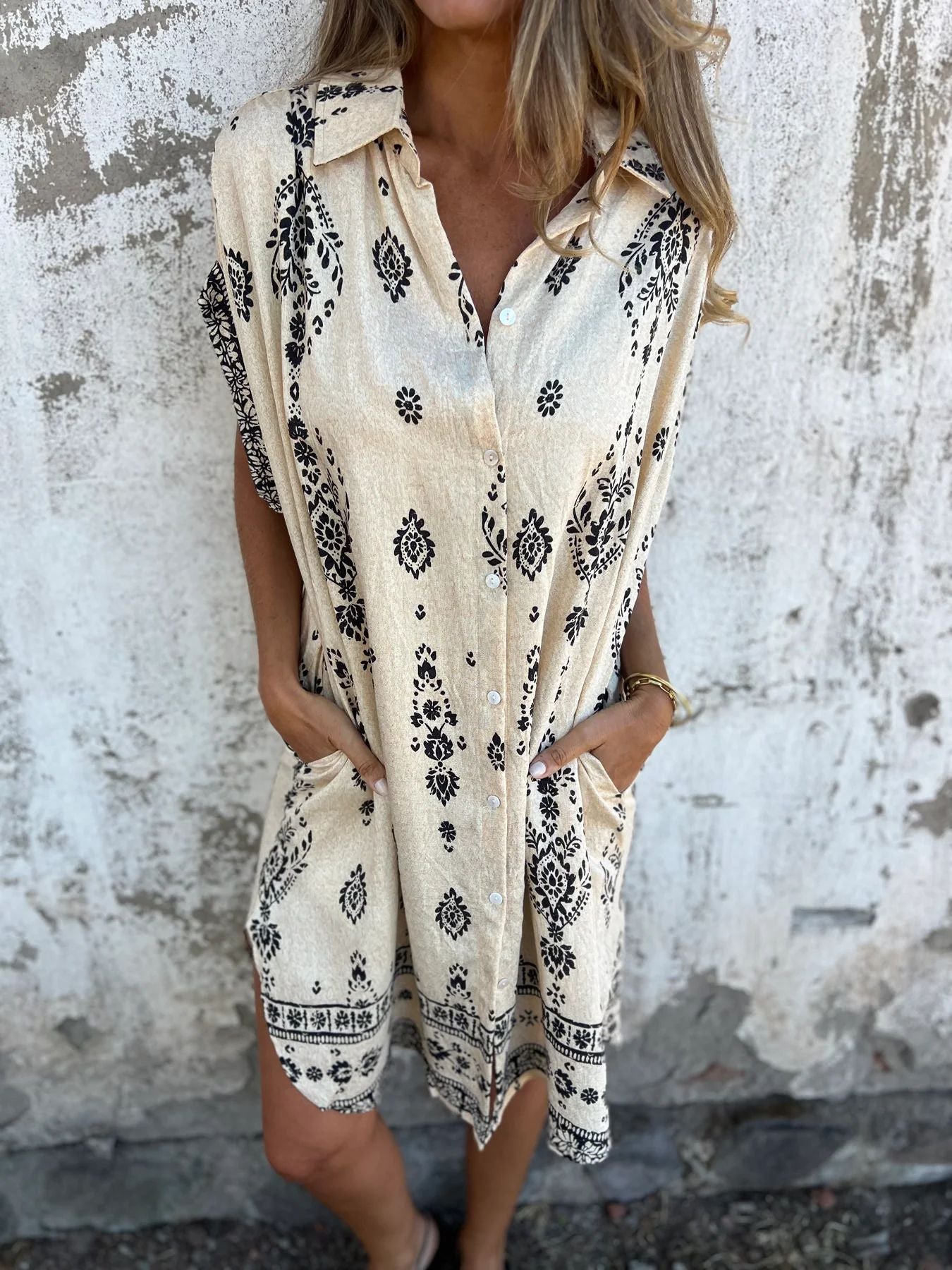 Damen Hemdblusenkleid mit verspieltem Blumendruck und praktischen Taschen Stalluxe