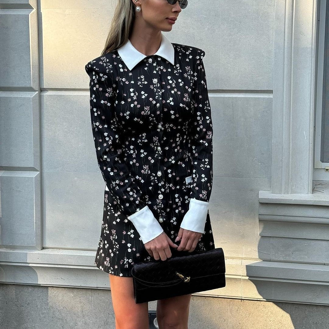 Damen Blüten-Minikleid mit eleganter Kragen-Detail Stalluxe