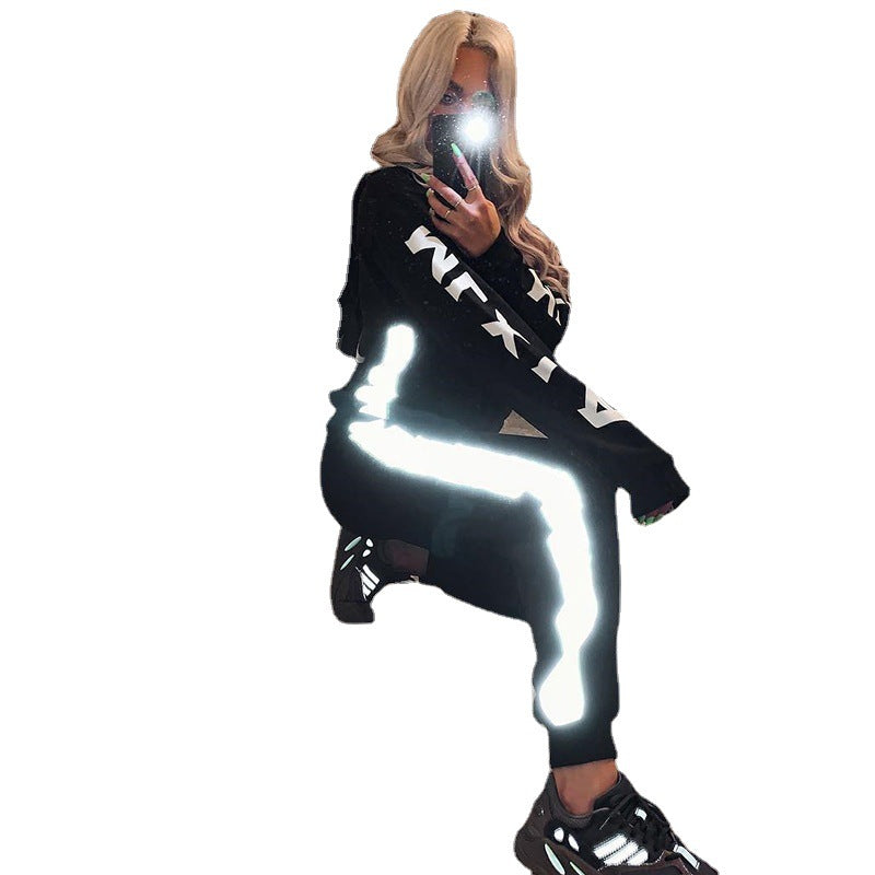 Damen Sportliches Jogginganzug mit reflektierenden Akzenten Stalluxe