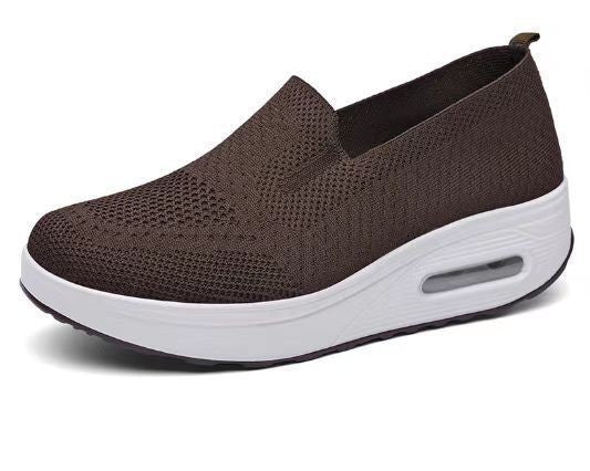 Damen Sportliche Slip-On Sneakers mit luftiger Mesh-Oberfläche und innovativer Dämpfung Stalluxe