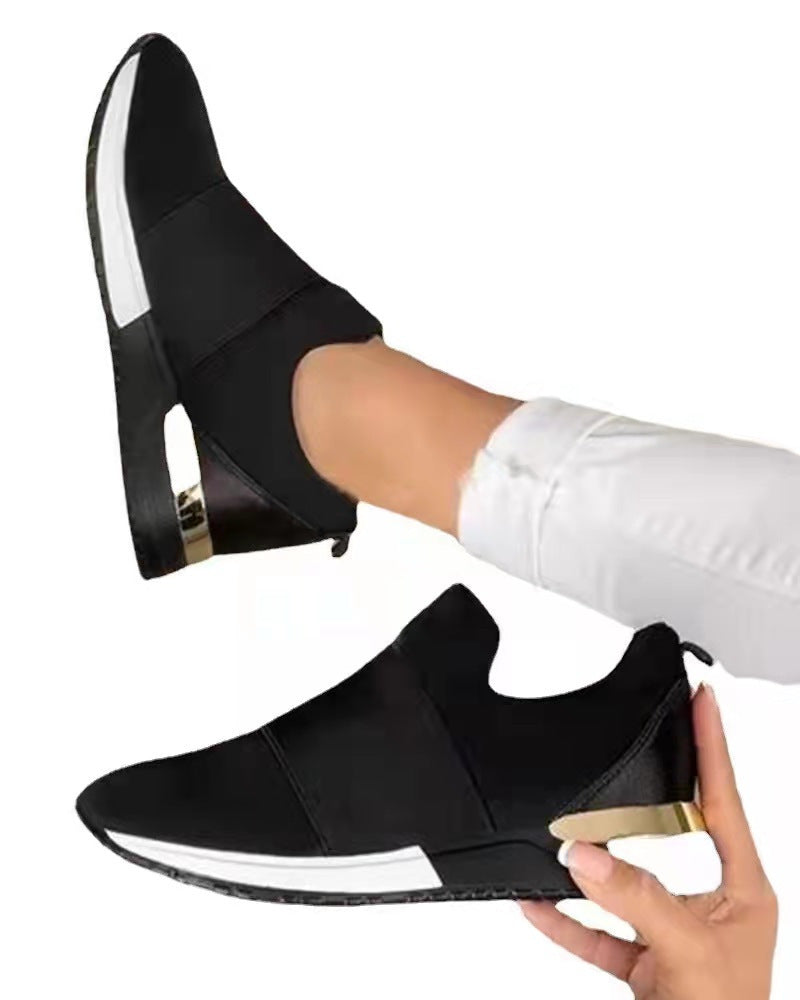 Damen Sneakers mit Slip-On Design und modischen Akzenten Stalluxe