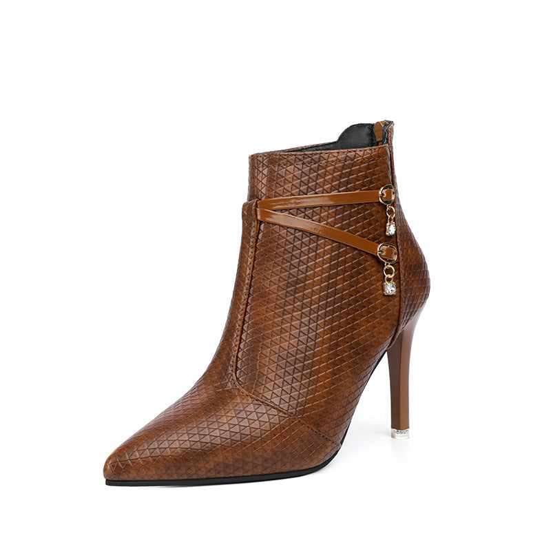 Damen Elegante Ankle Boots mit strukturiertem Obermaterial und modischen Akzenten Stalluxe