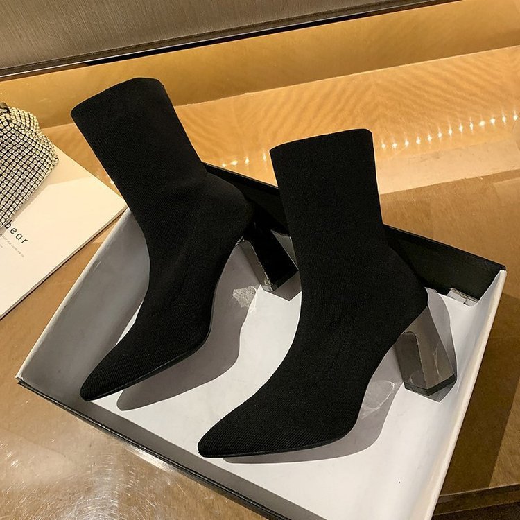 Damen Strickstiefeletten mit spitzem Design und elegantem Blockabsatz Stalluxe